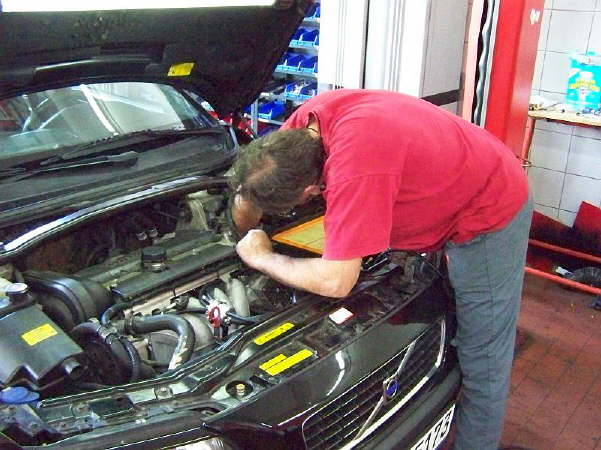 Autsch, ganz sch�n eng